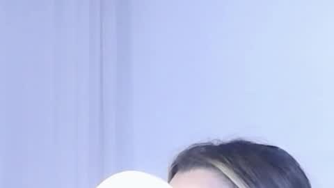 Help me with rate thanks  online show from February 28, 4:05 am