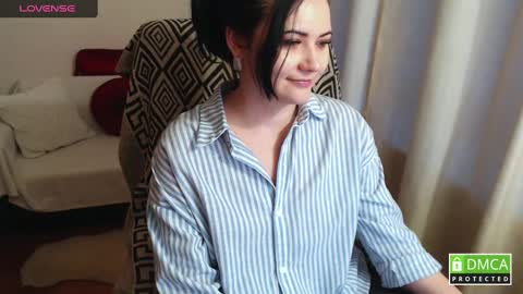 Katelyn online show from February 17, 3:00 pm