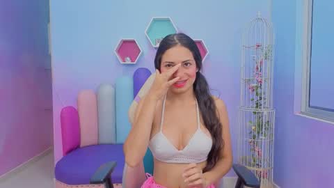 Kate Skinny  online show from January 15, 11:30 am