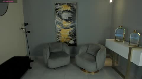 Snapshot of katesunder chatting on March 10, 7:55 am K A T E  online show from March 10, 7:55 am