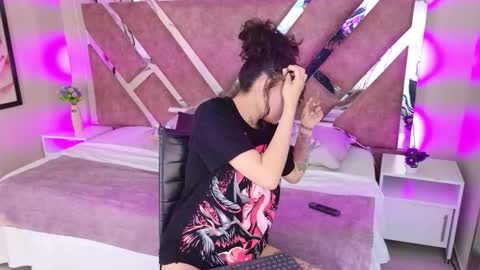 KatheGomez  online show from March 25, 2:18 am