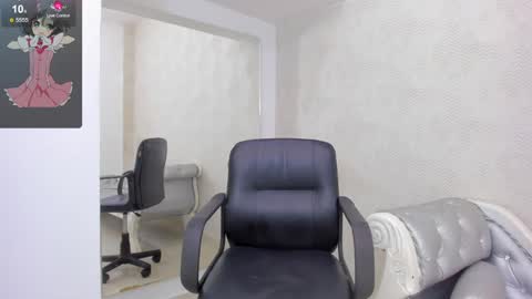 Snapshot of katherin_cruzz chatting on January 17, 3:11 pm katherin online show from January 17, 3:11 pm