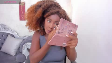 Snapshot of katherin_cruzz chatting on October 19, 12:54 pm katherin online show from October 19, 12:54 pm