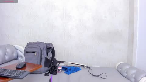 Snapshot of katherin_cruzz chatting on February 2, 1:30 pm katherin online show from February 2, 1:30 pm