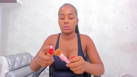 Snapshot of katherin_cruzz chatting on February 1, 3:07 pm katherin online show from February 1, 3:07 pm