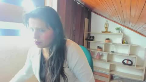 katherine_blair online show from June 15, 2:20 pm