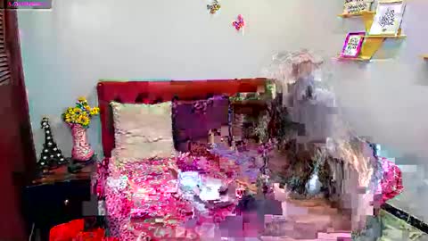 Paola online show from October 7, 1:51 pm