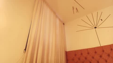 Katherine  online show from December 18, 7:53 pm