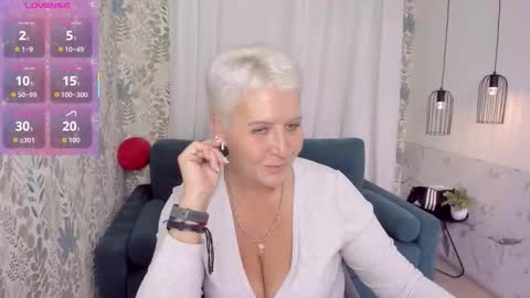 Snapshot of kathy_sunn chatting on October 8, 7:36 am Kathy online show from October 8, 7:36 am