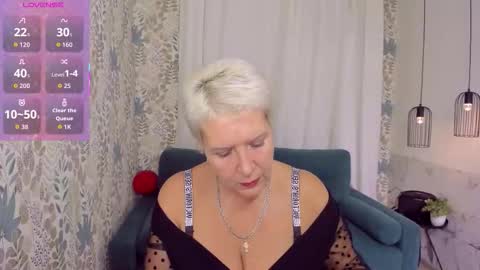 Snapshot of kathy_sunn chatting on October 17, 7:01 am Kathy online show from October 17, 7:01 am