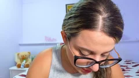 Snapshot of katia_foxx chatting on October 2, 12:15 pm Khaterine online show from October 2, 12:15 pm