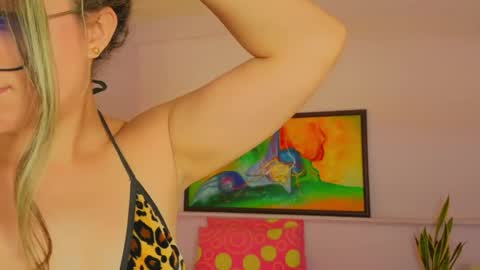 Khaterine online show from May 8, 4:45 pm