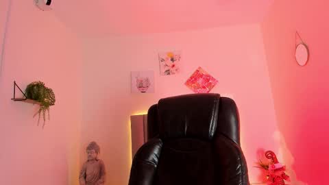 Katia  online show from January 7, 5:29 pm