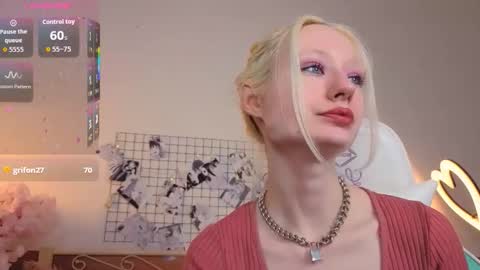 Katia  online show from March 3, 7:26 am