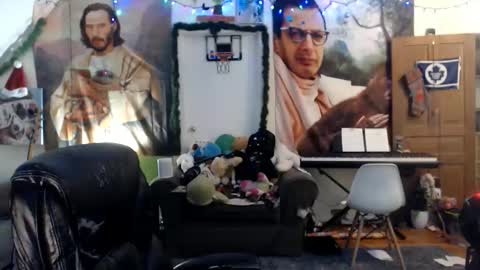 Katie online show from April 22, 2:30 am