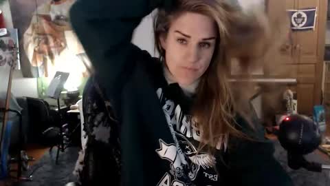 Katie online show from April 24, 4:03 am