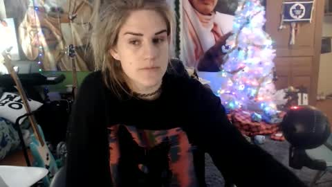 Katie online show from December 25, 4:01 am