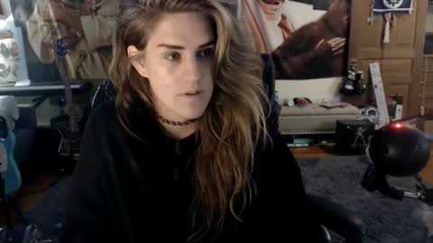 Katie online show from November 20, 5:50 am