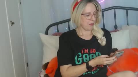 Katine LoveJoy online show from December 21, 2:51 am