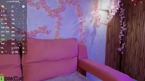 Katrina Bail online show from December 5, 1:38 am