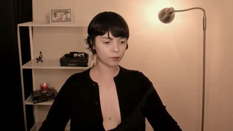 katsuro online show from October 29, 9:15 pm