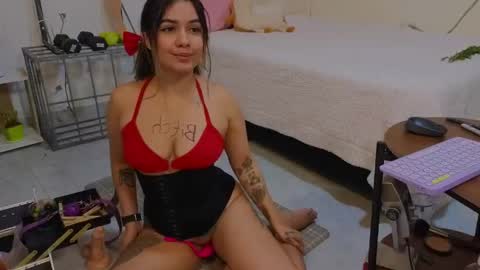 Katt  online show from March 24, 5:52 pm