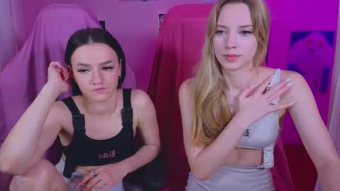katt_yy online show from February 28, 12:09 pm