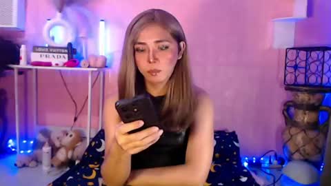 Saisy online show from June 10, 1:38 am