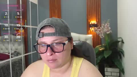 katty online show from December 3, 12:39 pm