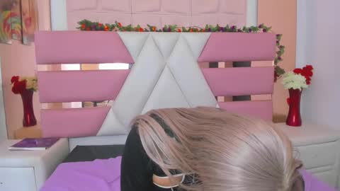 KattyJener online show from April 9, 6:19 am