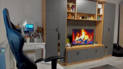 Katy online show from February 28, 6:28 am