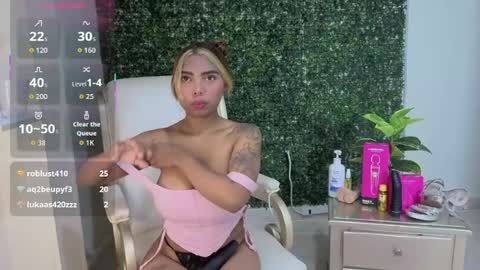katy_love222 online show from June 6, 8:26 pm