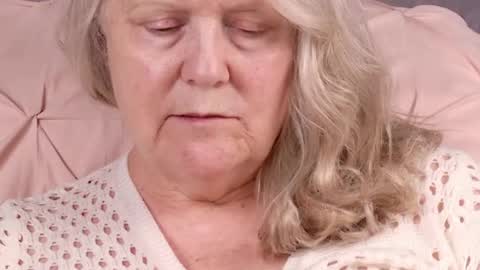 katy_nicole online show from May 15, 6:15 pm