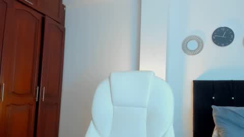 KATYAJHONSS online show from November 23, 1:14 am