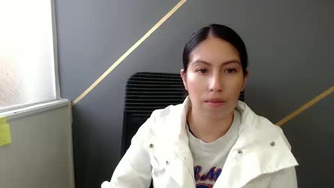 Snapshot of katybelladonna chatting on December 3, 12:34 pm KATY online show from December 3, 12:34 pm