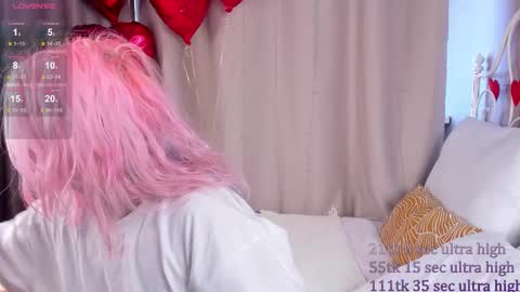 Yuki  online show from February 14, 8:42 am