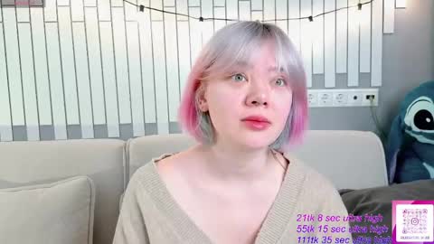 Yuki  online show from May 15, 4:10 am