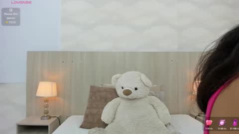   online show from September 18, 11:25 am