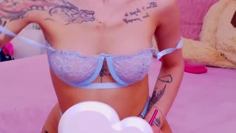 Kaya Belle online show from May 1, 3:55 am