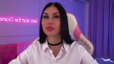 Kayla online show from August 5, 6:43 am