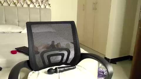 Kaylee online show from October 23, 1:51 am