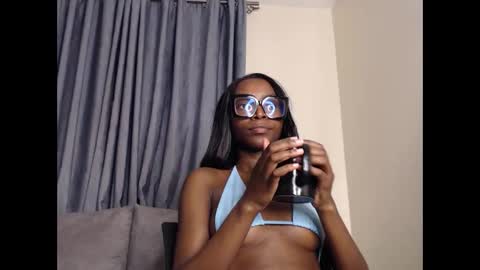 Kaylee online show from February 23, 1:19 am