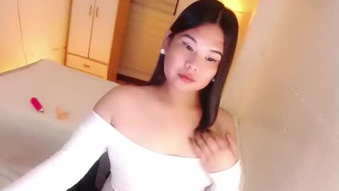 Y O U R        F U T U R E       K A Y L E E  online show from September 30, 6:40 pm