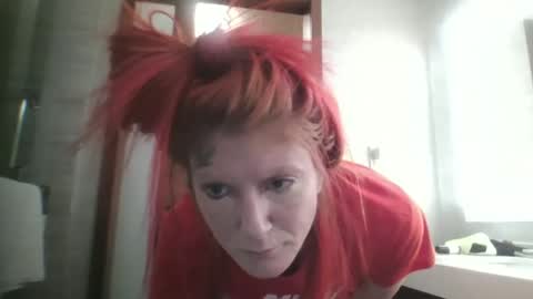 kayleerider32 online show from December 14, 1:01 am