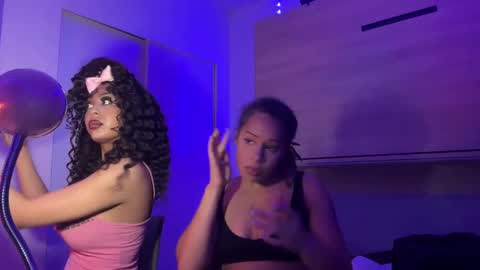 kayleesegates online show from September 30, 5:07 am