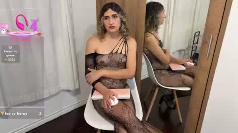 Kaylee Sims online show from June 11, 2:53 am