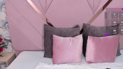 Kaylin Jann online show from December 18, 5:30 pm