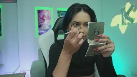 Kayra online show from December 4, 12:38 pm