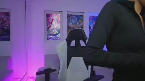 Kayra online show from November 6, 11:46 am