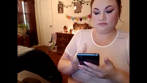 kaytlinjaymes online show from January 11, 8:04 pm